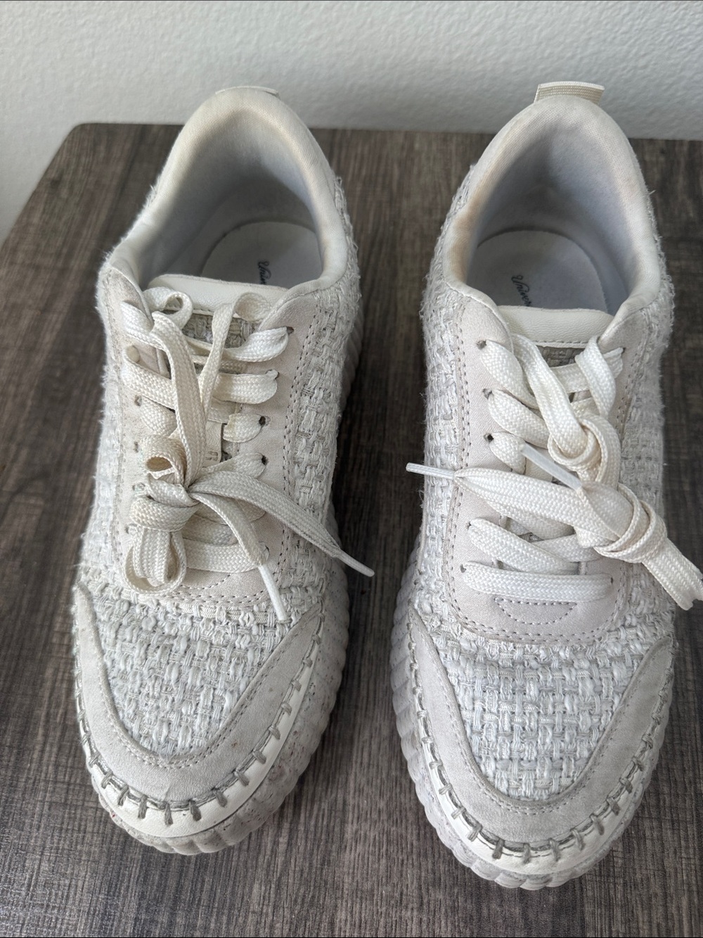 Universal Thread Persephone Platform Sneakers white/cream